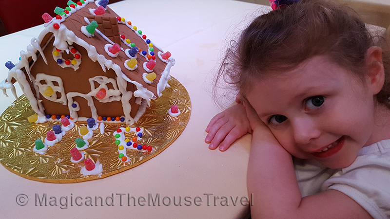 gingerbread-house-making-finished